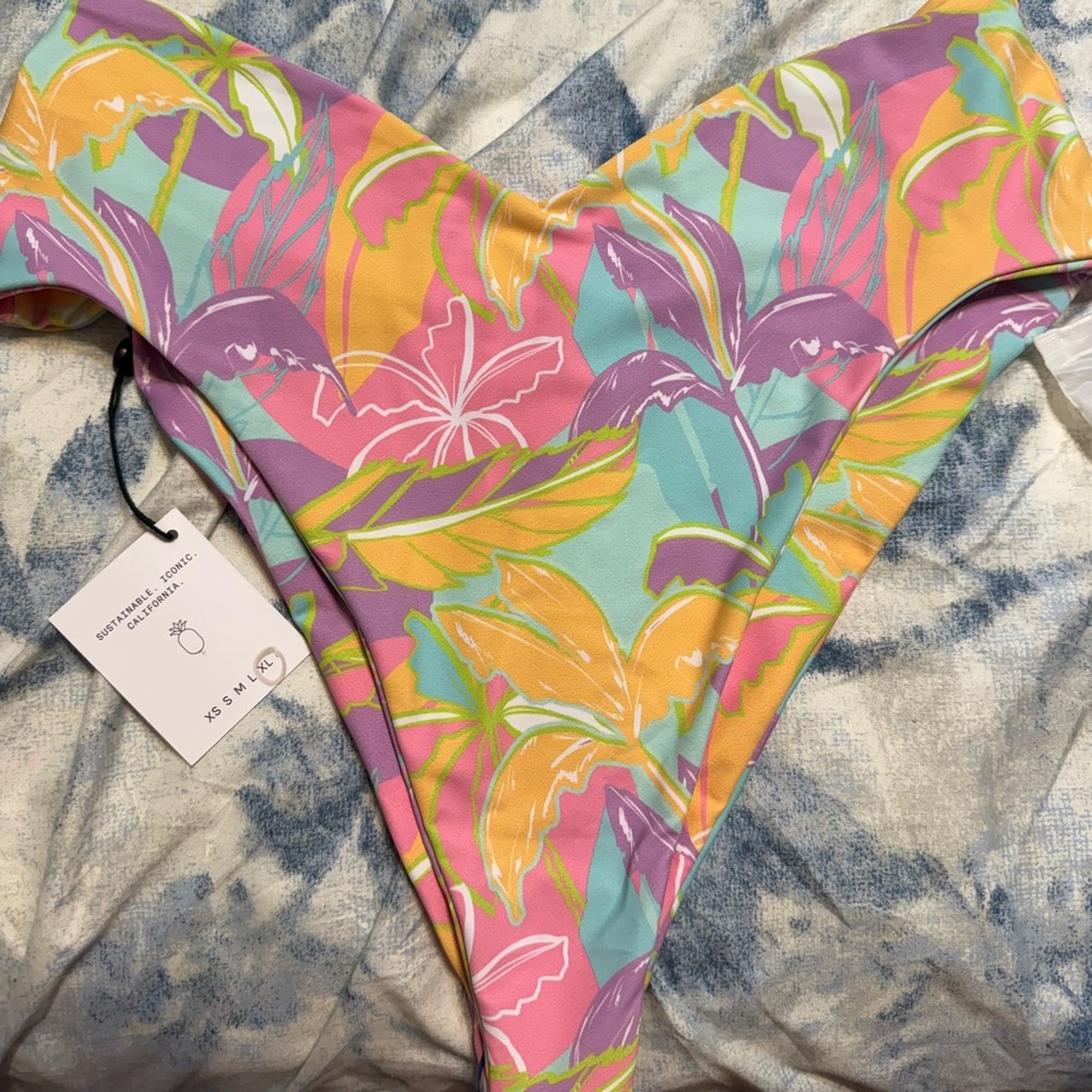 Skatie melly bottoms